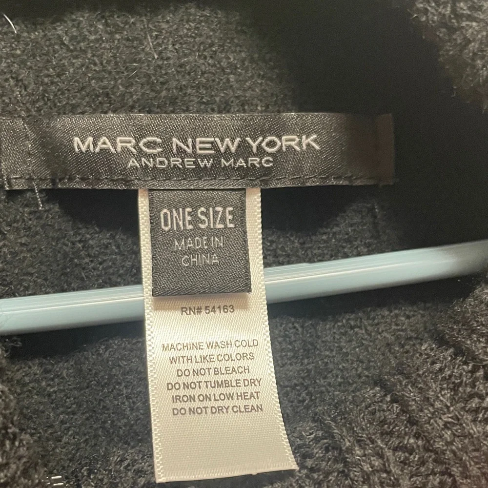 NWOT Marc New York Black and White Checkered Poncho - Picture 2 of 5